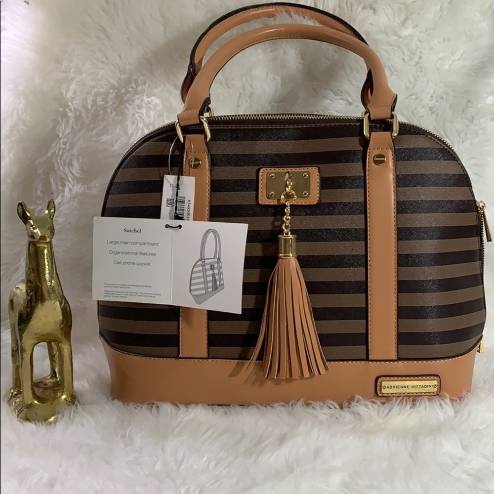 Adrienne Vittadini Size Medium Satchel Brown/Gold